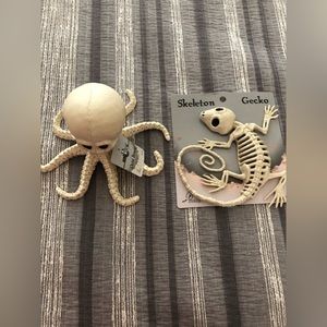 NWT Crazy Bonez Skeleton Octopus and Skeleton Gecko